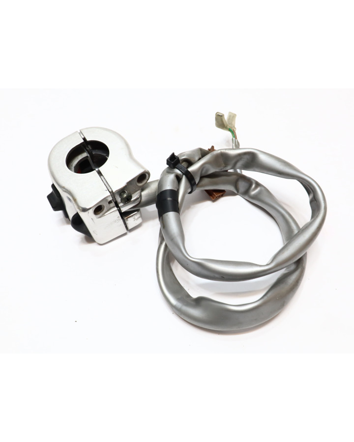 Yamaha XVS 650A Dragstar, omkopplare höger