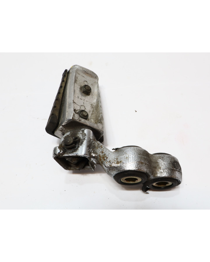 Yamaha XV 535 Virago, fotpinne höger