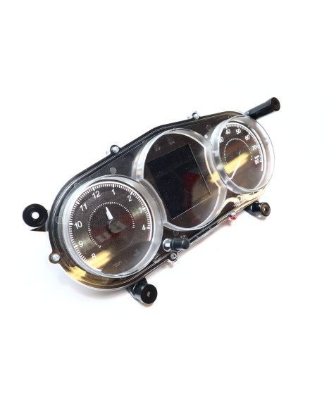 Ligier JS60, instrumentpanel