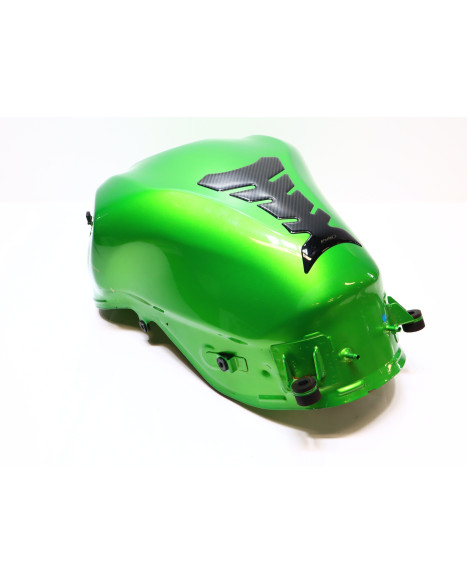 Kawasaki Z900, bränsletank