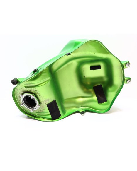 Kawasaki Z900, bränsletank