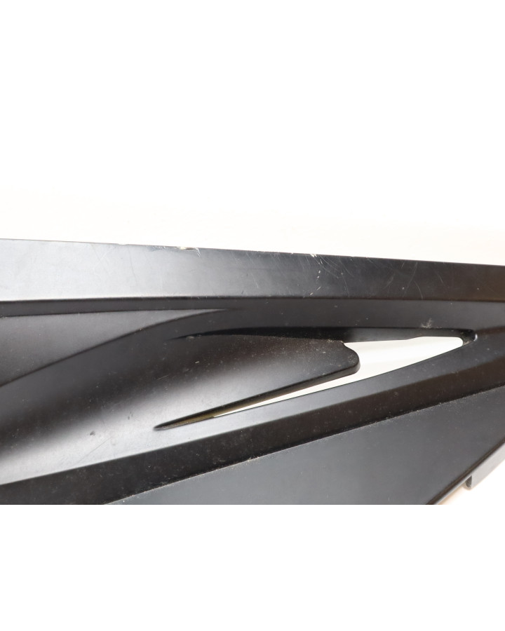 Viarelli Monztro, underkåpa vänster