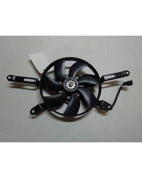 Yamaha XSR900, kylarfläkt