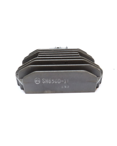 Yamaha XVS 650A Dragstar, voltregulator