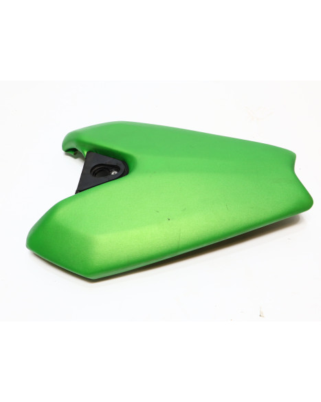 Kawasaki Z1000, passagerarsadel