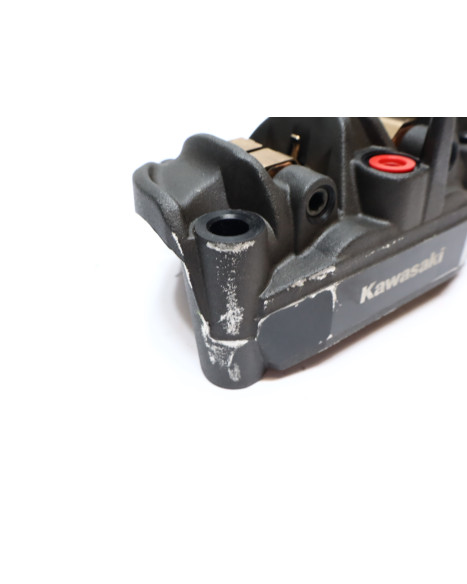 Kawasaki Z1000, bromsok höger fram