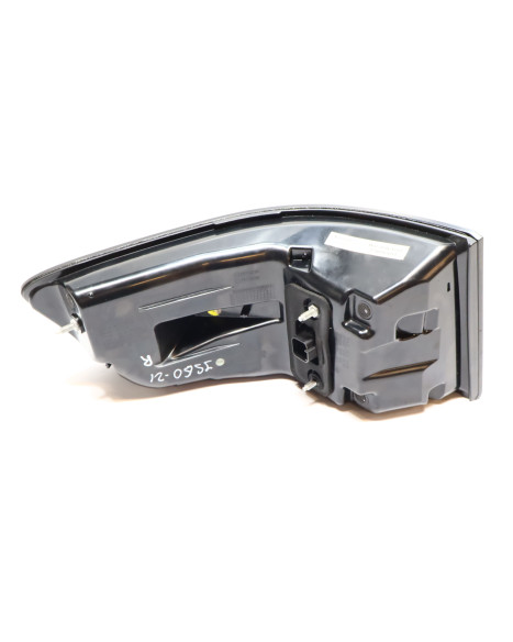 Ligier JS60, baklykta höger