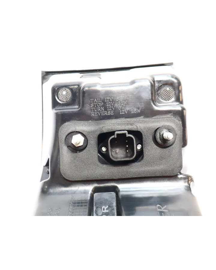 Ligier JS60, baklykta höger