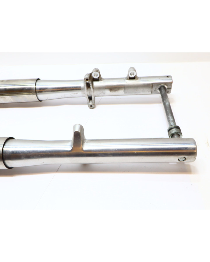 Yamaha XVS 650A Dragstar, framgaffel