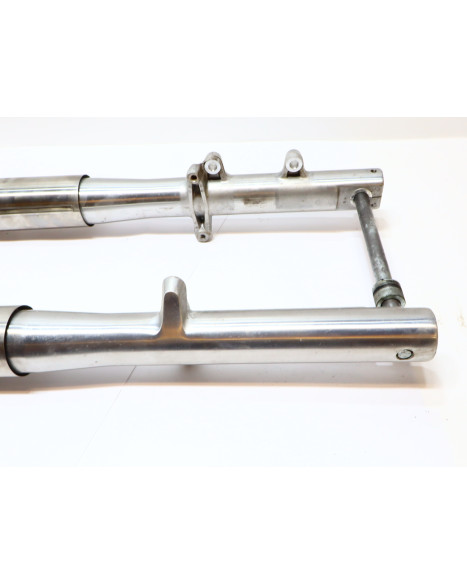 Yamaha XVS 650A Dragstar, framgaffel