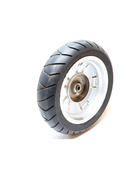 Vespa Primavera, bakhjul