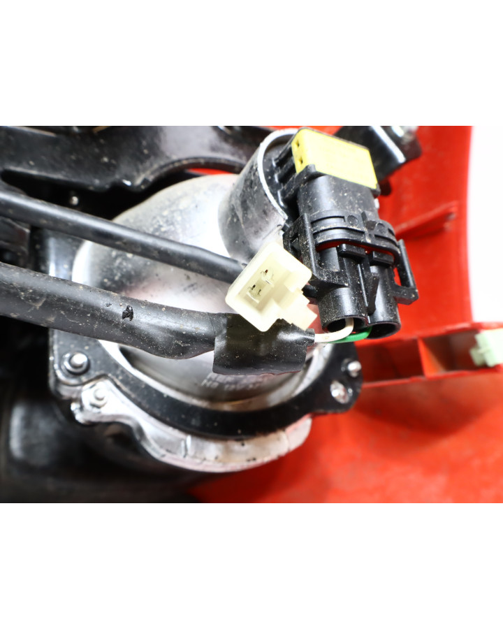 Peugeot Speedfigth 4, frontkåpa komplett