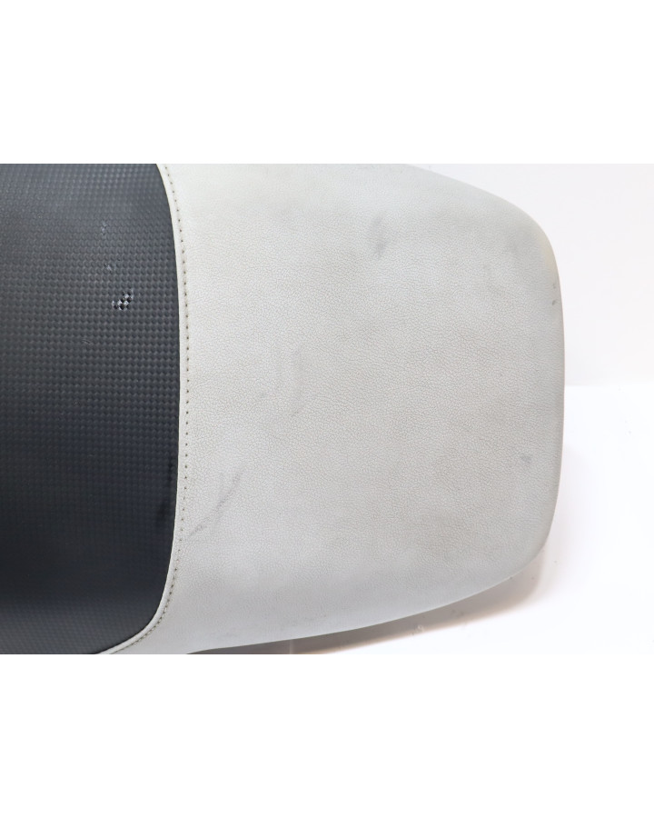 Peugeot Speedfight 2, sadel