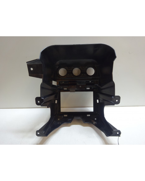 Ligier JS60, mittkonsoll