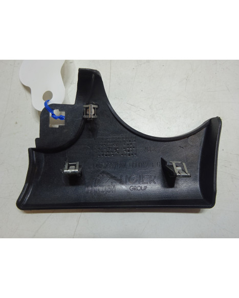 Ligier JS60, detalj till instrumentbräda