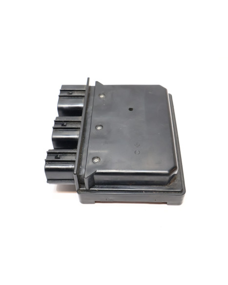 Kawasaki Z1000, säkringsdosa/reläbox