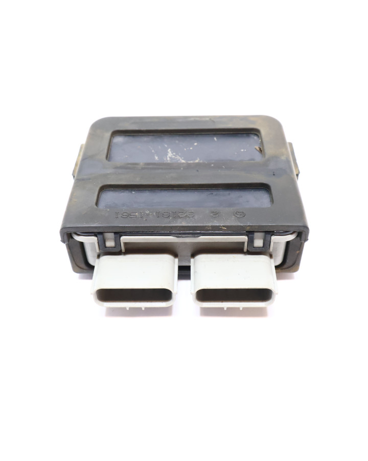 Kawasaki Z1000, kontrollenhet framlykta