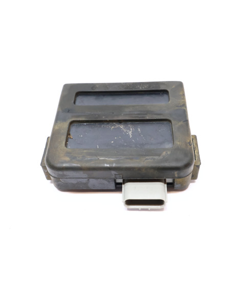 Kawasaki Z1000, kontrollenhet framlykta