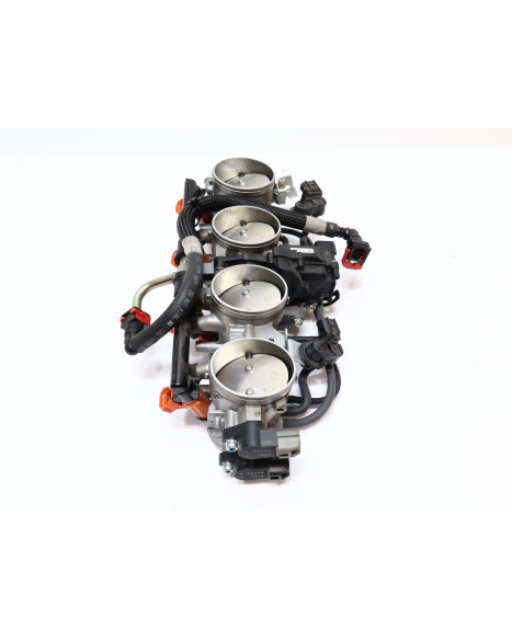 Kawasaki Z1000, gasspjäll/insprut