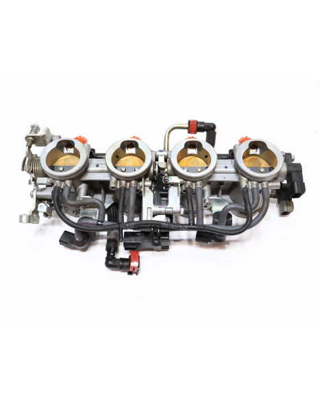 Kawasaki Z1000, gasspjäll/insprut