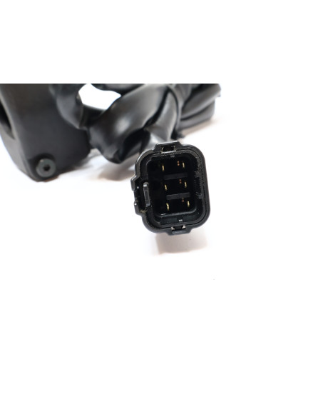 Kawasaki Z1000, omkopplare höger