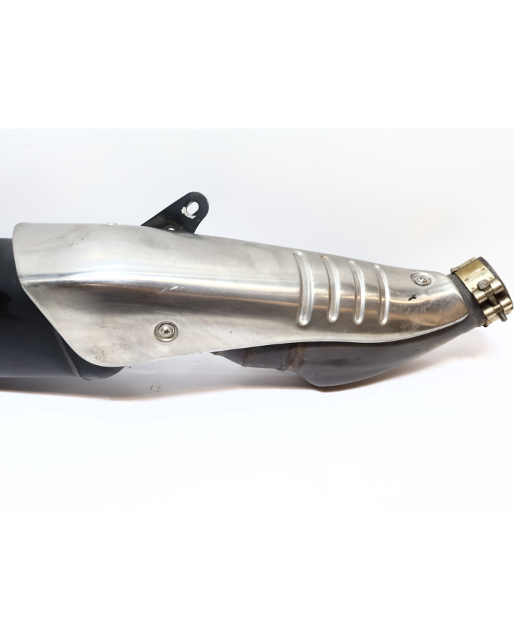 Aprilia Tuono V4 R, ljuddämpare