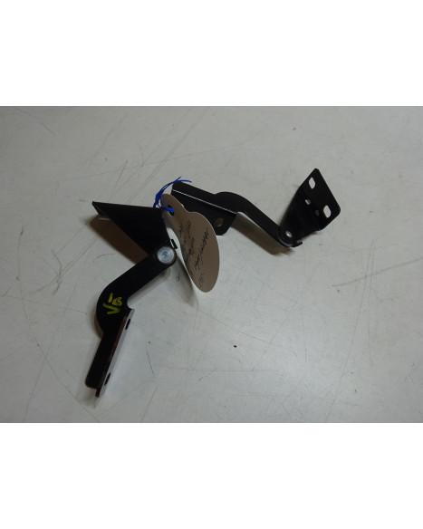 Ligier JS60, huvgångjärn (höger+vänster)