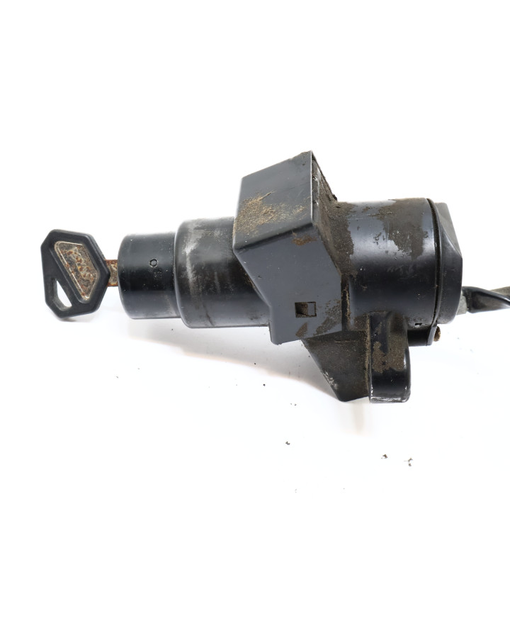 Kawasaki ER-5, tändningslås