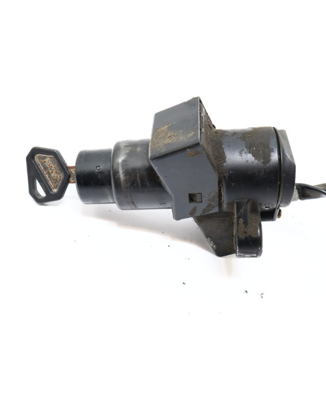 Kawasaki ER-5, tändningslås