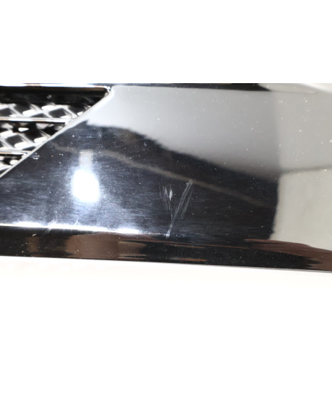 MotoCR T-Rex, övre frontkåpa