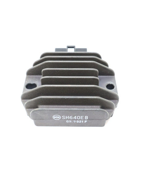 Aprilia SX 125, voltregulator