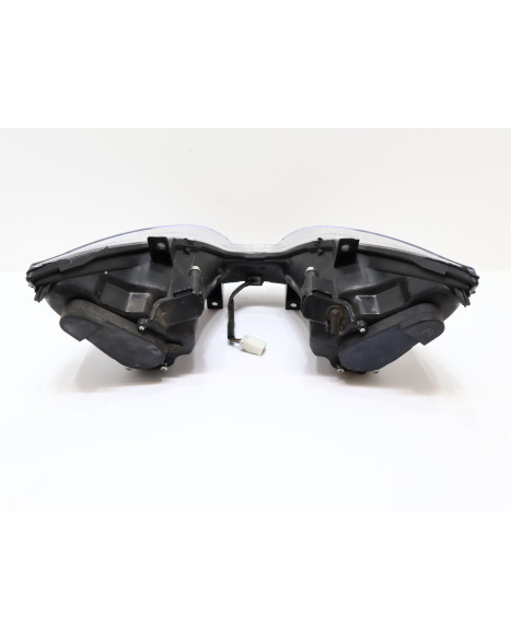 Piaggio MP3 300/500, framlykta