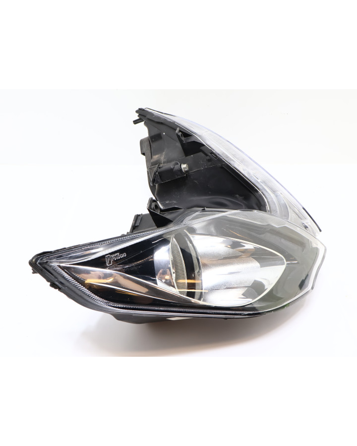 Piaggio MP3 300/500, framlykta