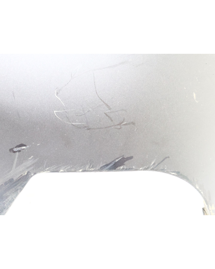 Invicta Venator, nedre sidokåpa fram höger