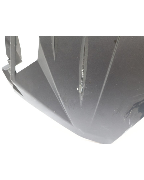 Invicta Venator, nedre sidokåpa fram höger