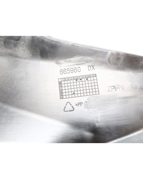 Aprilia SX 125, kylarvinge höger