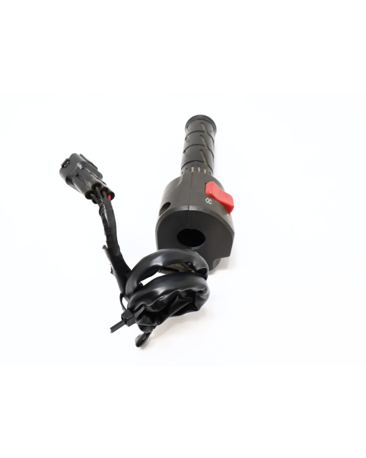 Kawasaki ER-6N, omkopplare med gashandtag höger