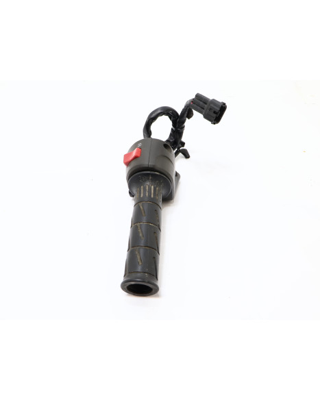 Kawasaki ER-6N, omkopplare med gashandtag höger