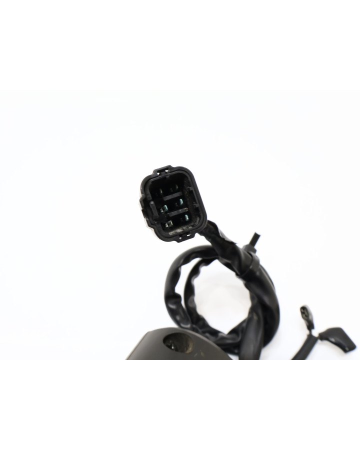 Kawasaki ER-6N, omkopplare med gashandtag höger