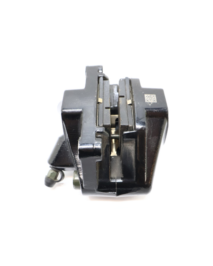 Drax Storm, bromsok bak