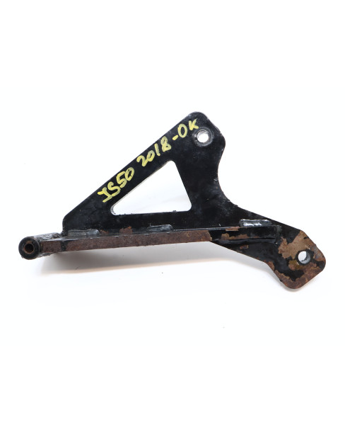 Ligier JS50, fäste AC