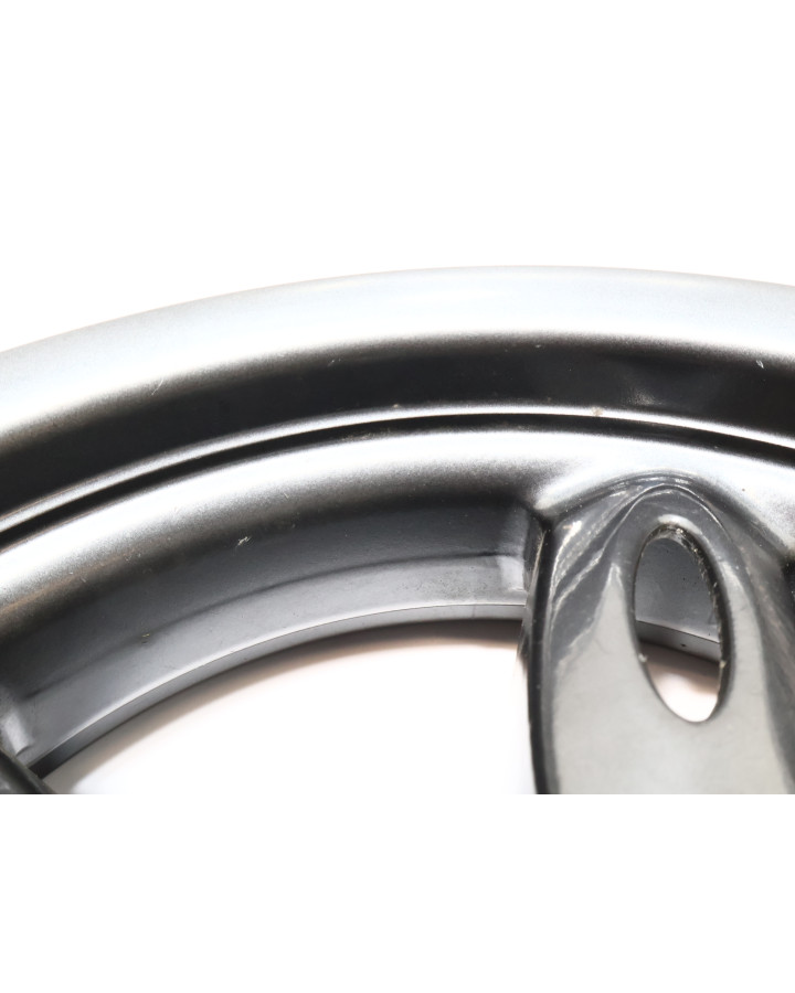 Yamaha Neos, bakfälg