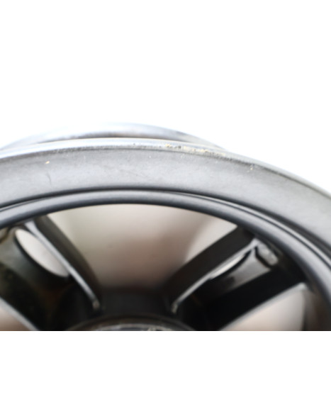 Yamaha Neos, bakfälg