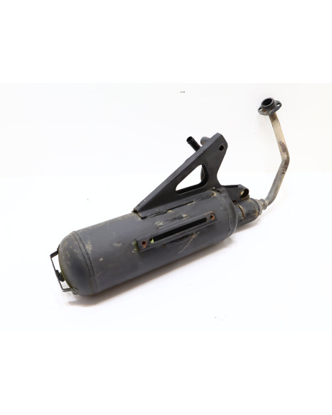 Yamaha Neos, avgassystem