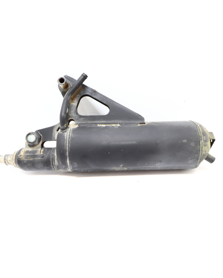 Yamaha Neos, avgassystem