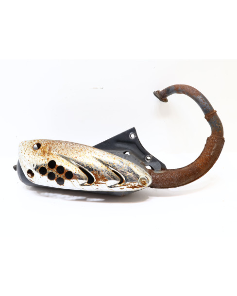 PGO Comet, avgassystem