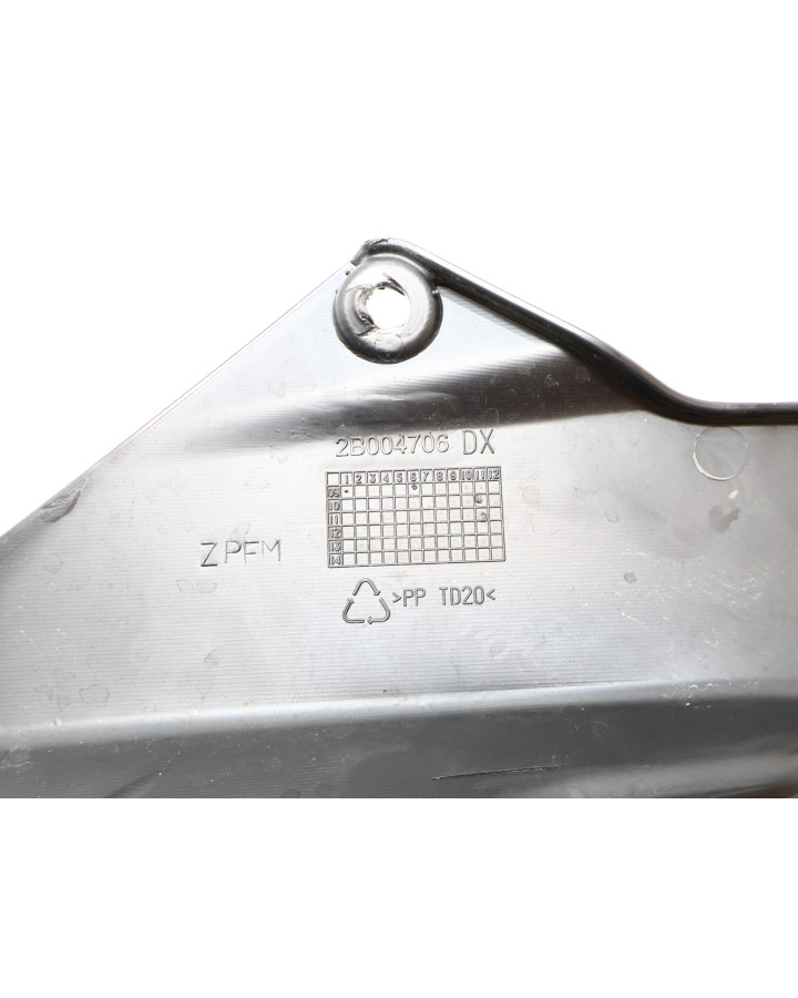 Aprilia SX 125, sidokåpa höger