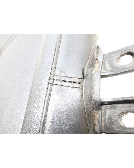 Suzuki VS 1400 Intruder, sadel