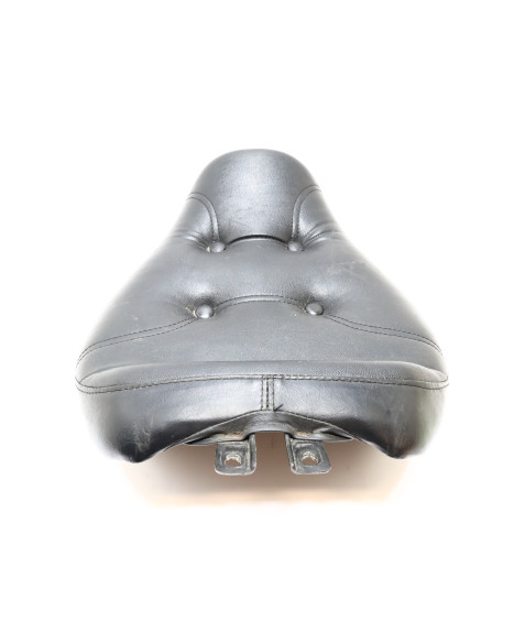 Suzuki VS 1400 Intruder, sadel