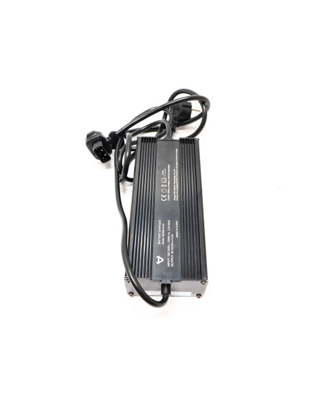 NIU MQi/UQi, batteriladdare